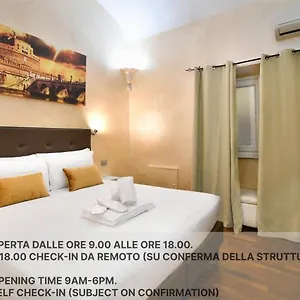 Trinity Luxury 3*, Roma Italia